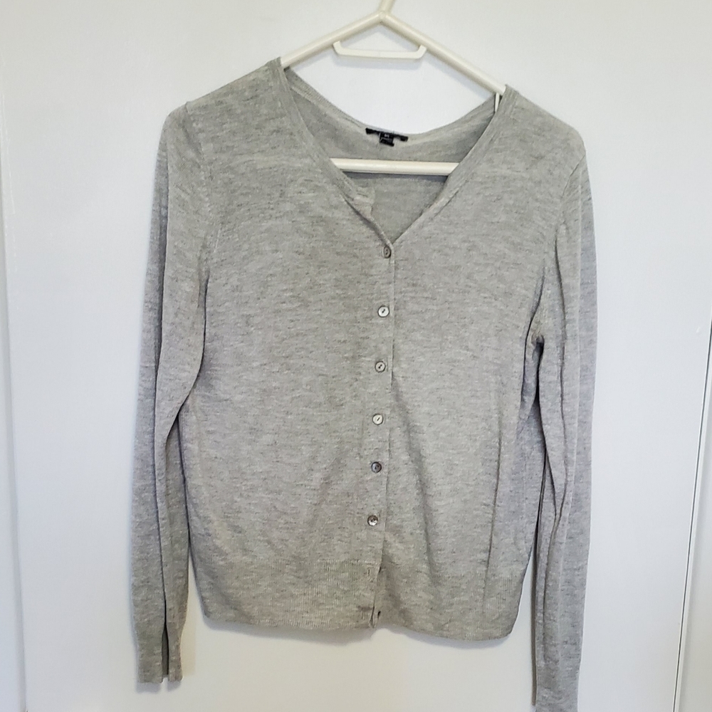 3/$30 Great knit sweater